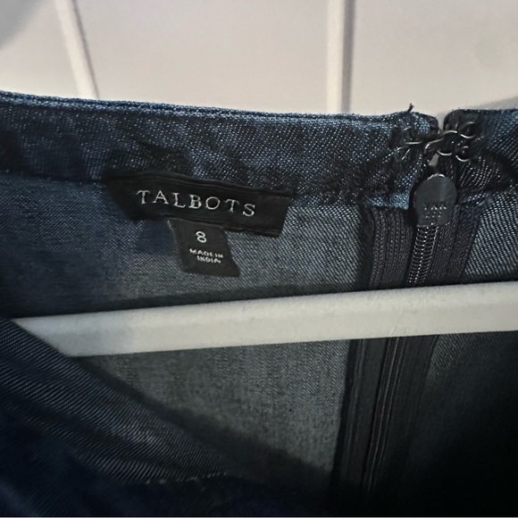 Talbots Dress Size 8 Blue Denim Chambray  Shift Dress Casual Minimalist - Picture 3 of 6